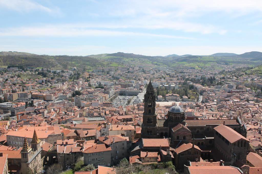 Une Coquille Sous L'Oreiller Le Puy-en-Velay Dış mekan fotoğraf