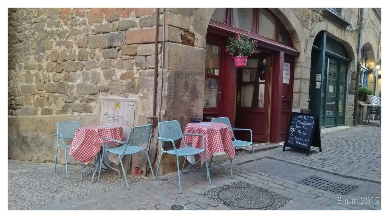 Une Coquille Sous L'Oreiller Le Puy-en-Velay Dış mekan fotoğraf